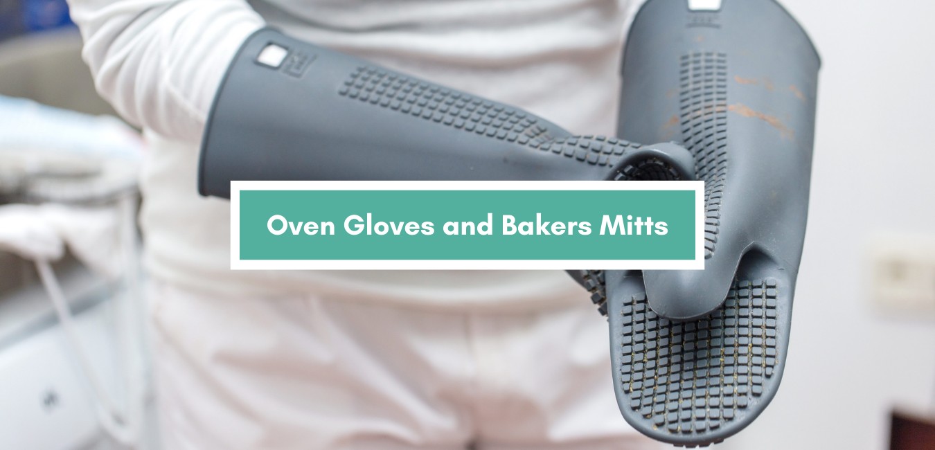Oven Gloves And Bakers Mitts